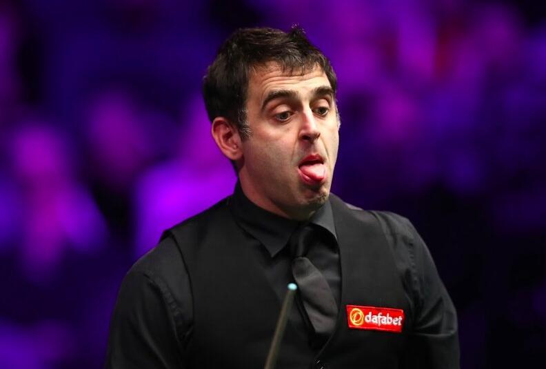 亨德森的表 亨德森的表