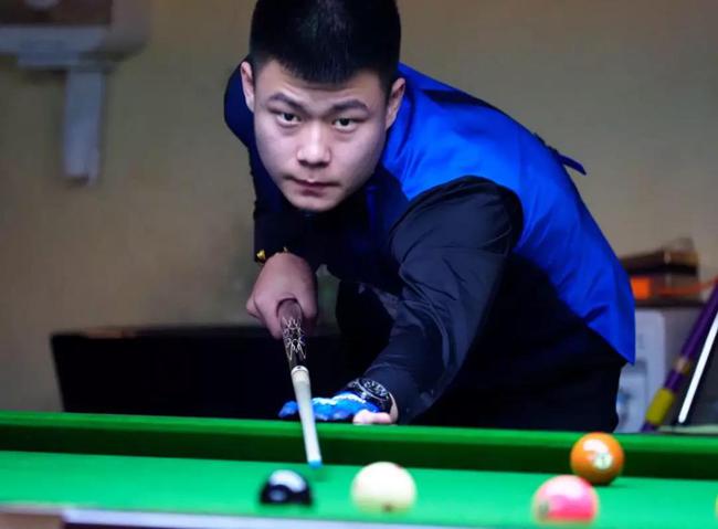 4篮板3助 4篮板3助