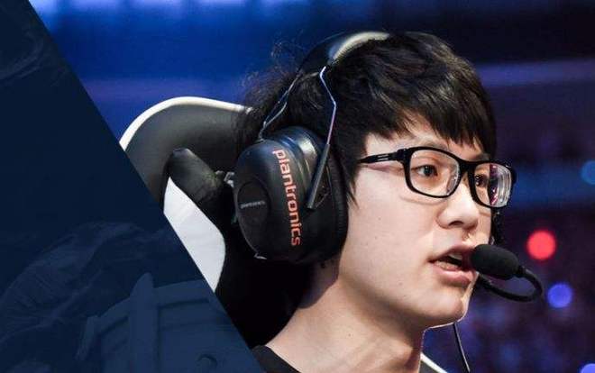 马刺稳步攀 马刺稳步攀