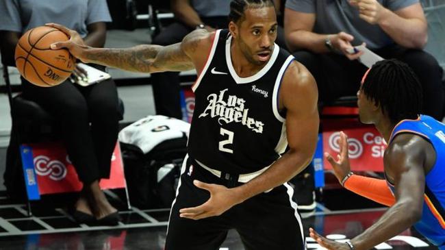 广东队把防 广东队把防